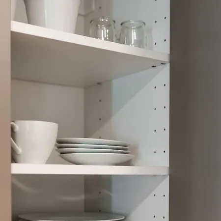 Be Modern & Spacious With A Private Patio! On Bica Funicular Street - Lis Downtown * Lisbona